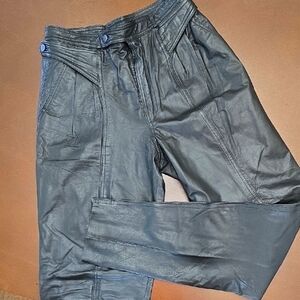 BERMANS Women's High Waisted Sz 30 Stylish Black Leather Pants